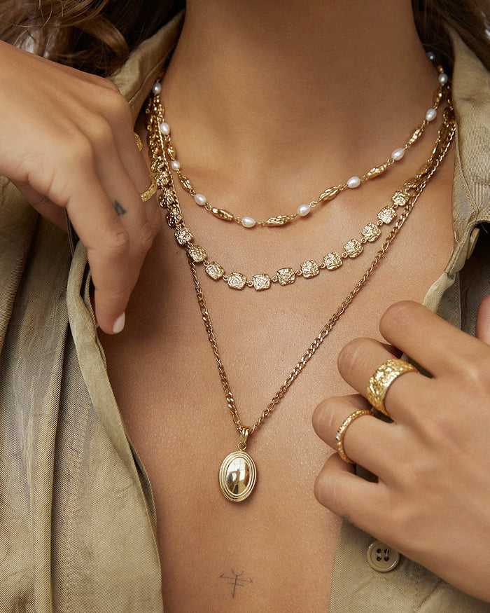 Emilia Gold Necklace