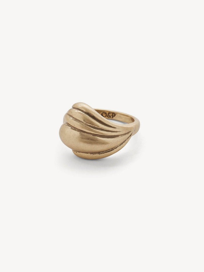 Gold Vintage ring with O&P initials