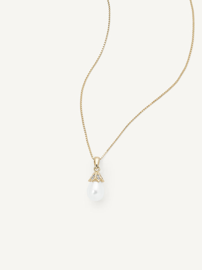 Olive & Piper Madeline Pendant Necklace