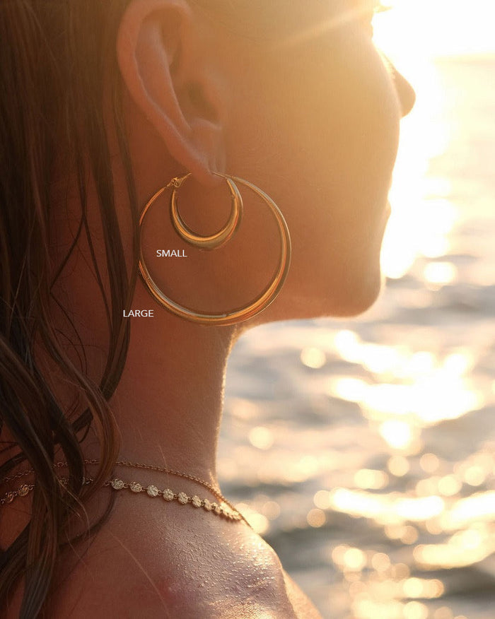 Riley Gold Hoop Earrings - Large