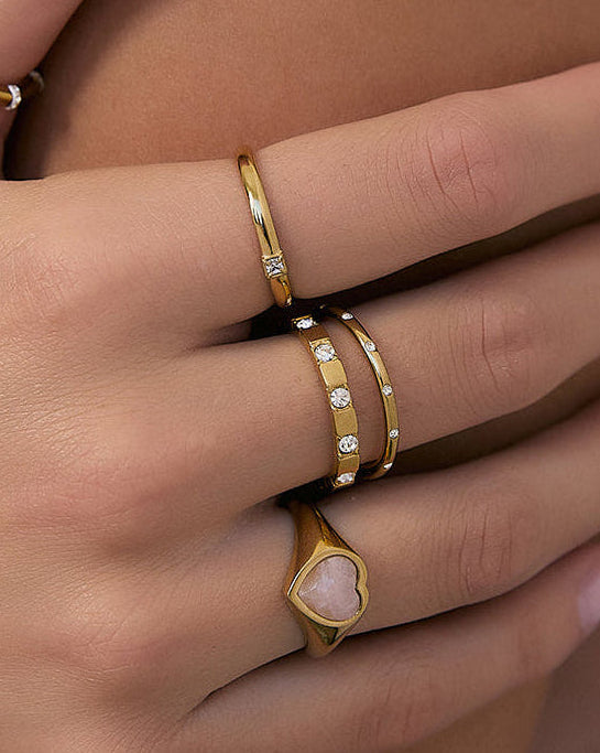 Romance Gold Ring - Rose Quartz