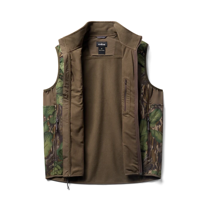 Scout Vest in Mossy Oak Full Foliage, flat lay #mossy_oak_full_foliage