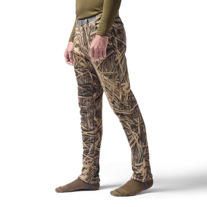 Sherpa Fleece Wader Pant in Mossy Oak Original Shadow Grass, on model #mossy_oak_original_shadow_grass