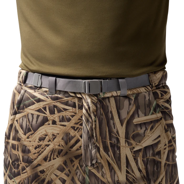 Sherpa Fleece Wader Pant in Mossy Oak Original Shadow Grass, on model #mossy_oak_original_shadow_grass