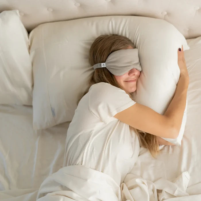 Silver Dream Sleep Mask #color_silver-dream