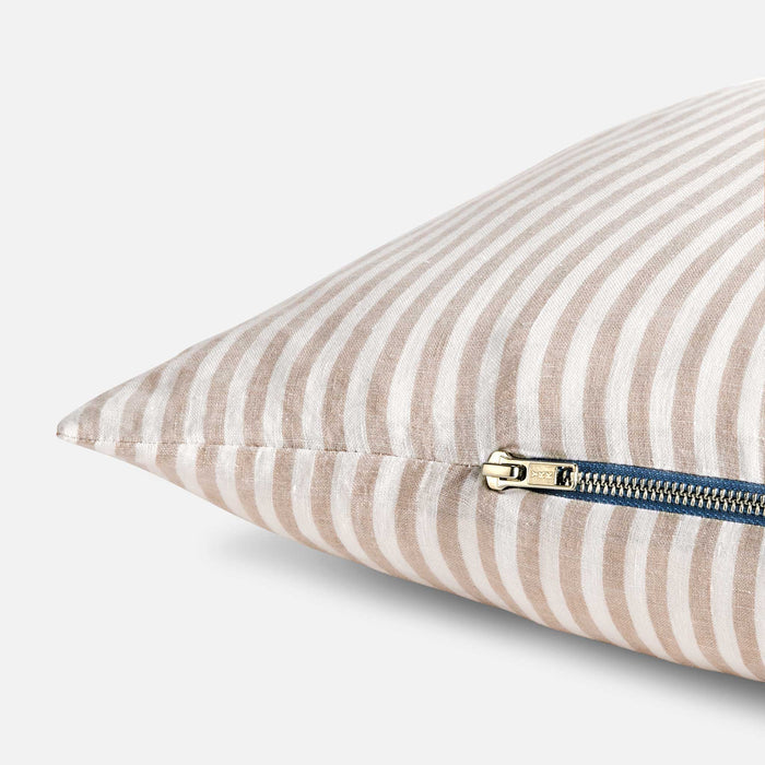 PDP2 Option[Oxford Stripe in Oat Chambray] DETAIL