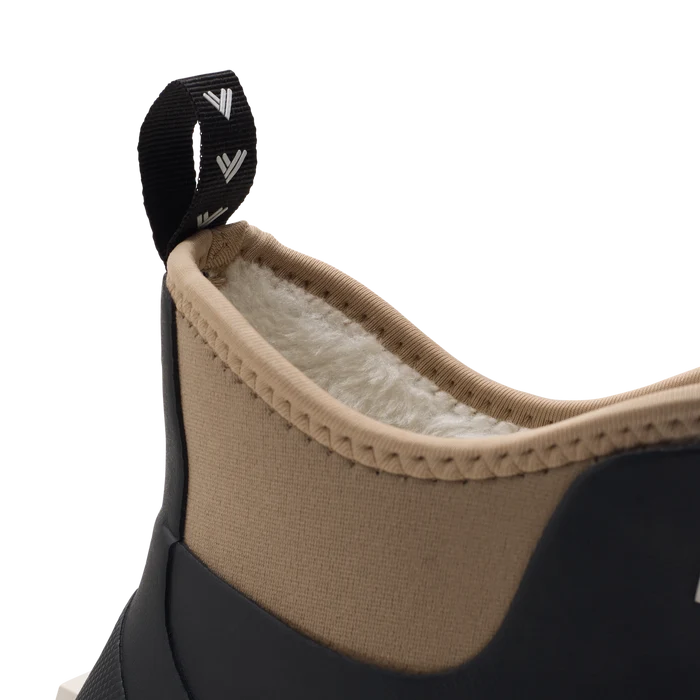 Women's Sherpa Fleece Scout Boot in Black / Tan, product #black_/_tan