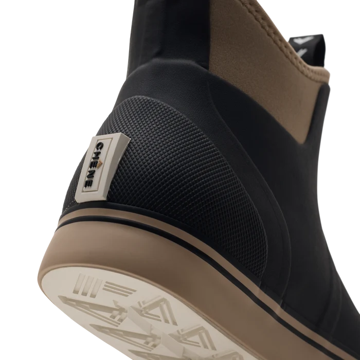 Women's Sherpa Fleece Scout Boot in Black / Tan, product #black_/_tan
