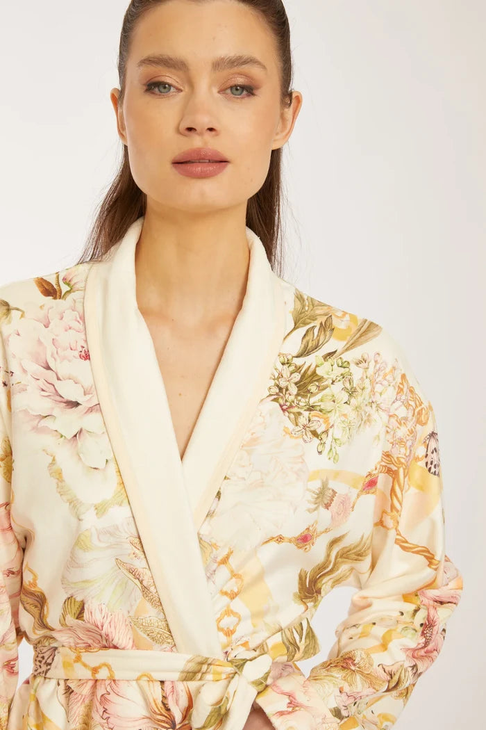 Wrap Up Short Robe